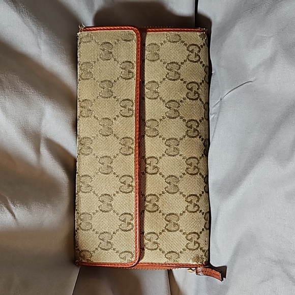 Gucci wallet - Picture 1 of 8